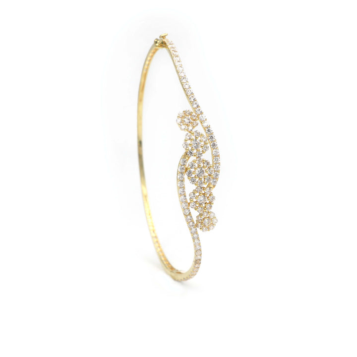 18K Yellow Gold Bangles with Diamond Flower Motif